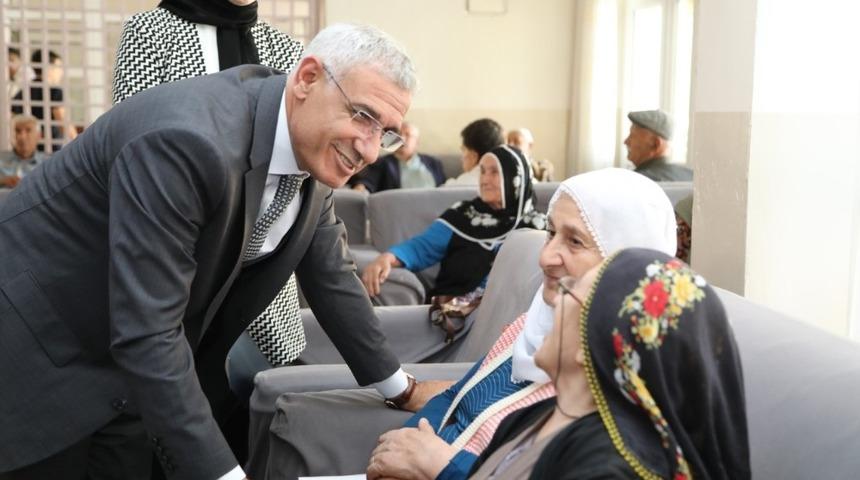 Yaşlılara evlerinde ziyaret