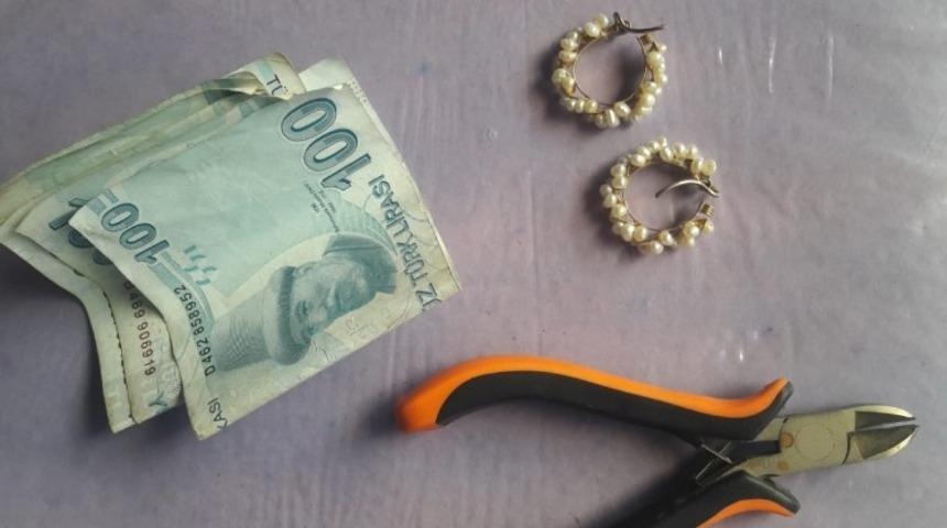 Hırsızlık için girdiği kuyumcudan çatıdan atlayarak kaçmaya çalıştı