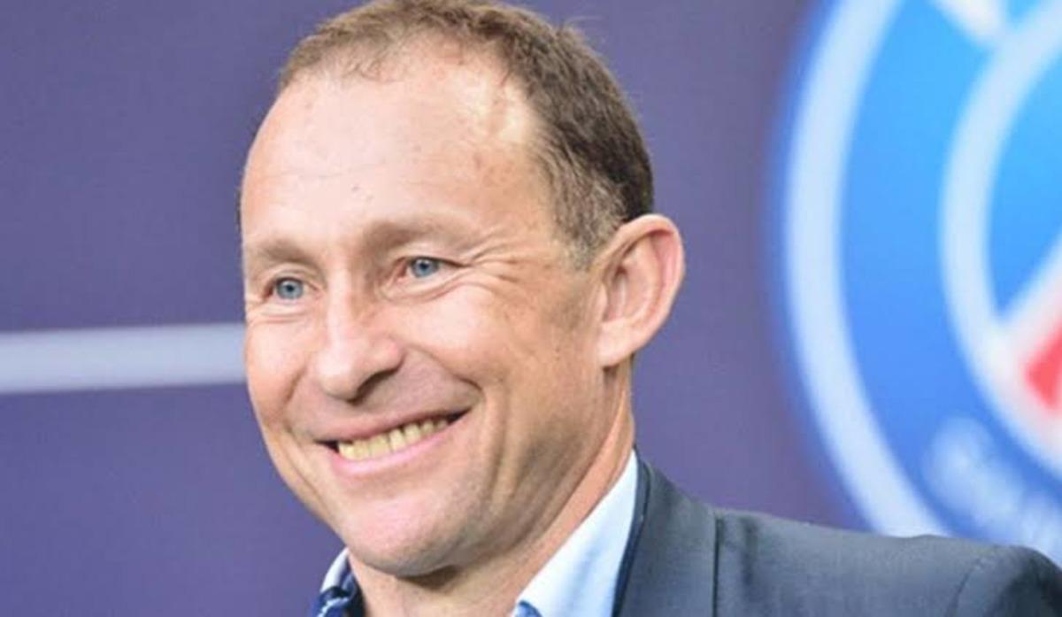 Jean-Pierre Papin'den Galatasaray'a &ouml;vg&uuml;ler