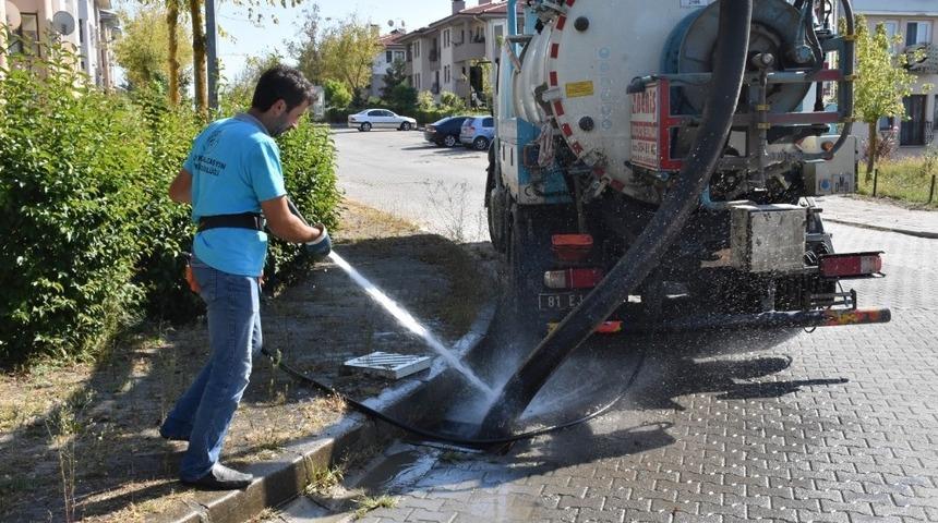 Altyapı temizliği kesintisiz s&uuml;recek