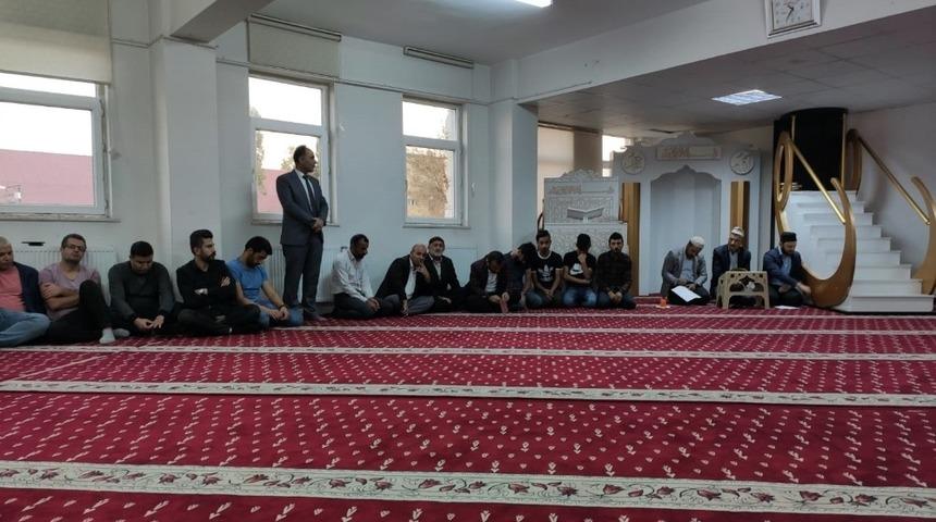 Askerde hayatını kaybeden Alkan i&ccedil;in mevlit okutuldu