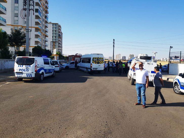 Diyarbakır’da öğrenci servisi kaza yaptı: Yaralılar var G4
