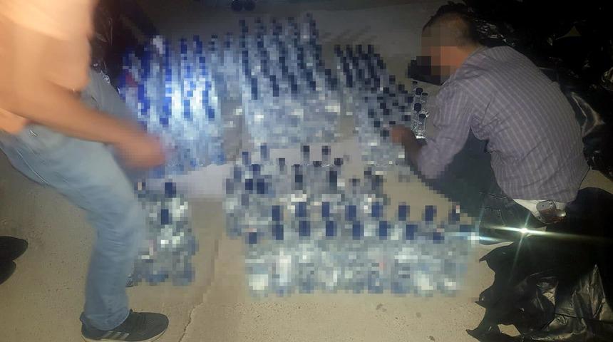 İzmir'de, sahte i&ccedil;ki operasyonu