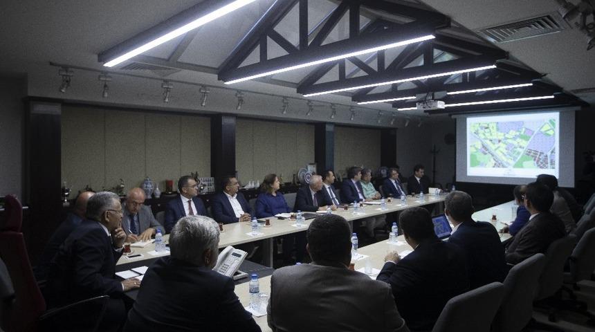 Başkan B&uuml;y&uuml;kkılı&ccedil;, "T&uuml;m il&ccedil;elerimizle dayanışma i&ccedil;indeyiz"