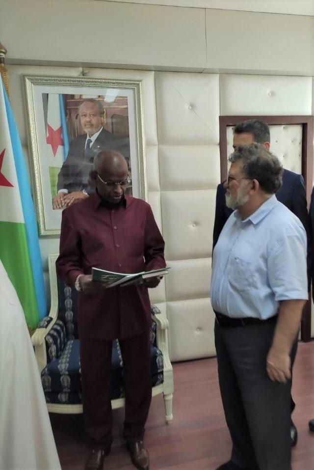 T&uuml;rk iş adamları Afrika ile ticarette etkin olacak 4