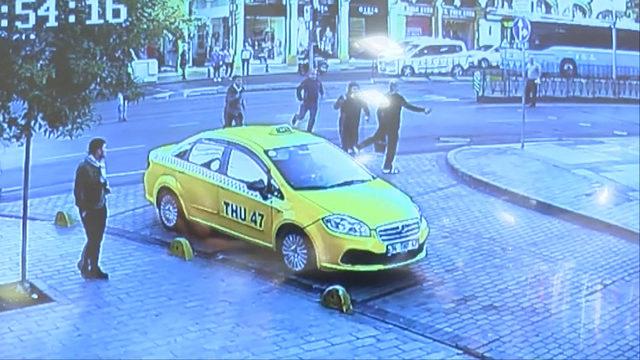 İstanbul sokaklarında kapkaççılara amansız takip