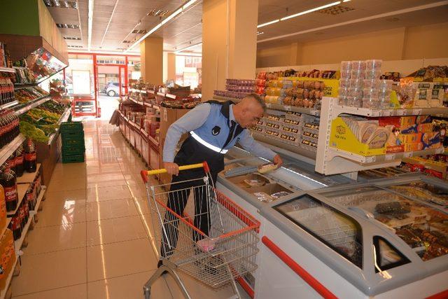 Zabıta Müdürlüğü’nden marketlerde kapsamlı denetim