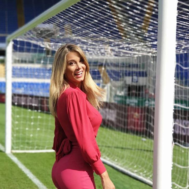 Güzel spiker Diletta Leotta'ya maçta taciz şoku! G4