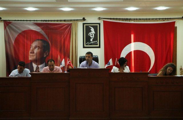 Kuşadası’nda Fuat Akdoğan’ın imar plan tadilatı talebi kabul edildi