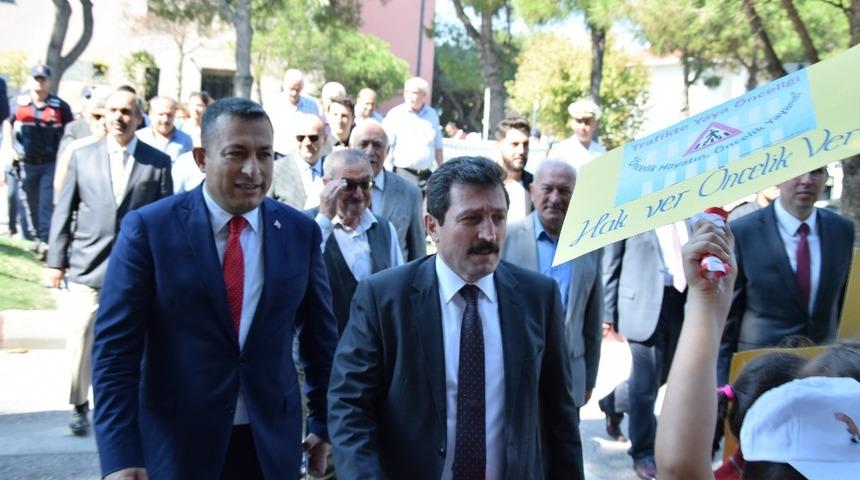 Vali Tavlı, &rsquo;&Ouml;ncelik Hayatın, &Ouml;ncelik Yayanın&rsquo; uygulamasına katıldı