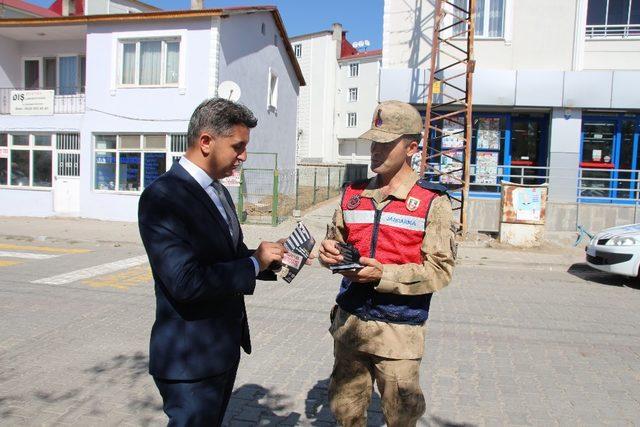 Vartolu öğrencilere uygulamalı trafik eğitimi