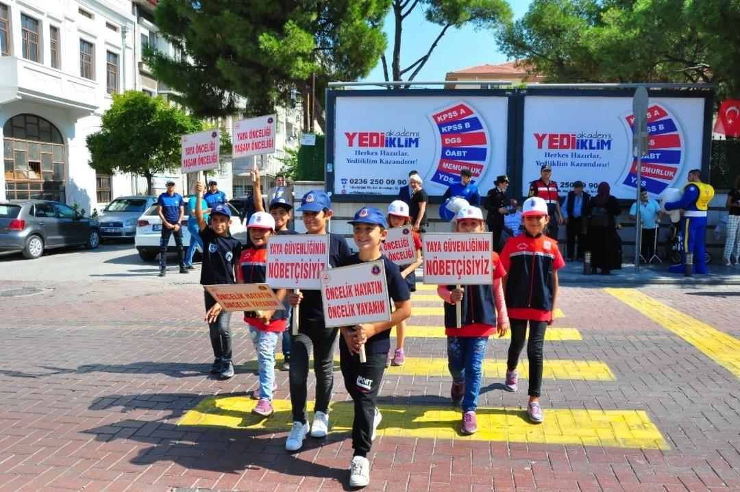 Manisa&rsquo;da &lsquo;Yaya Ge&ccedil;idi N&ouml;beti&rsquo;