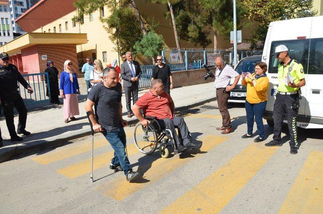 Fatsa’da yaya geçidinde farkındalık nöbeti