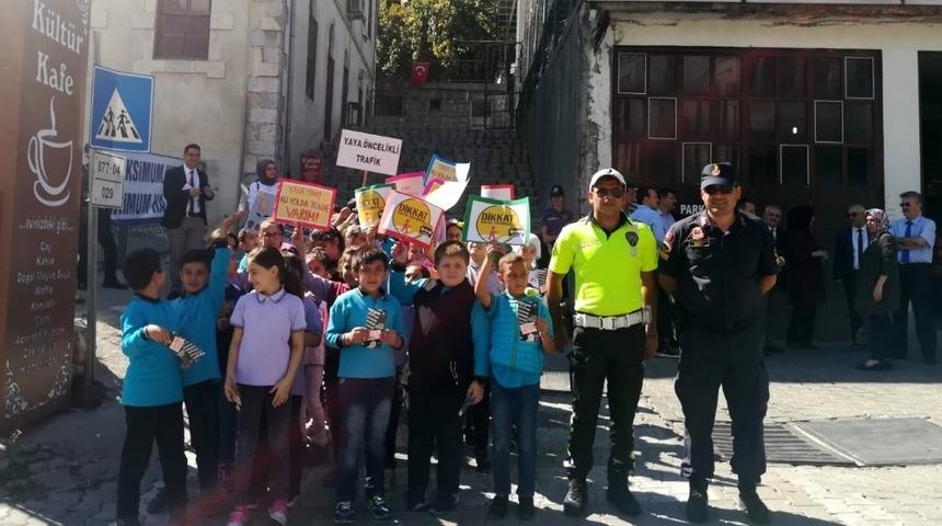 Kemaliye&rsquo;de &lsquo;Yaya Ge&ccedil;idi N&ouml;beti&rsquo; farkındalık etkinliği