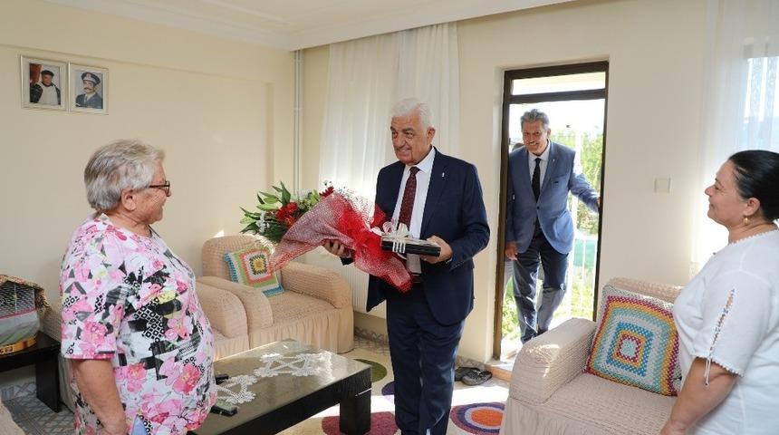 Başkan Gürün’den Yaşlılar Günü’nde anlamlı ziyaret