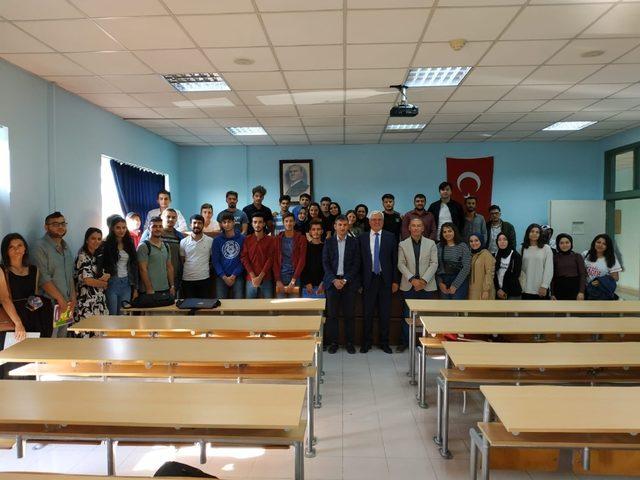 Akyazı MYO’da muhasebecilik semineri düzenlendi