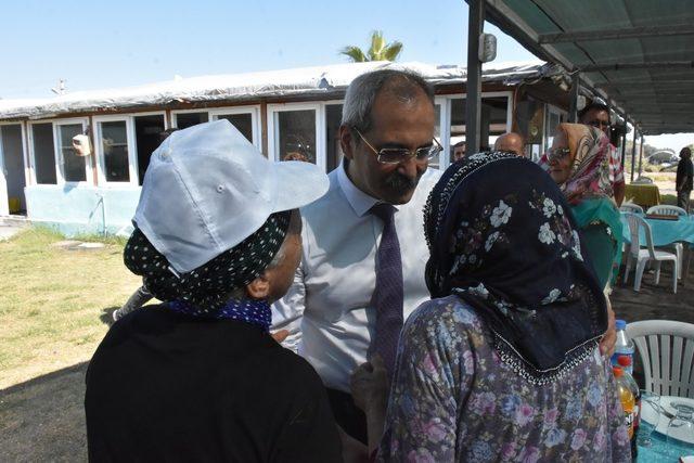 Tarsus’ta yaşlılar denizle buluştu