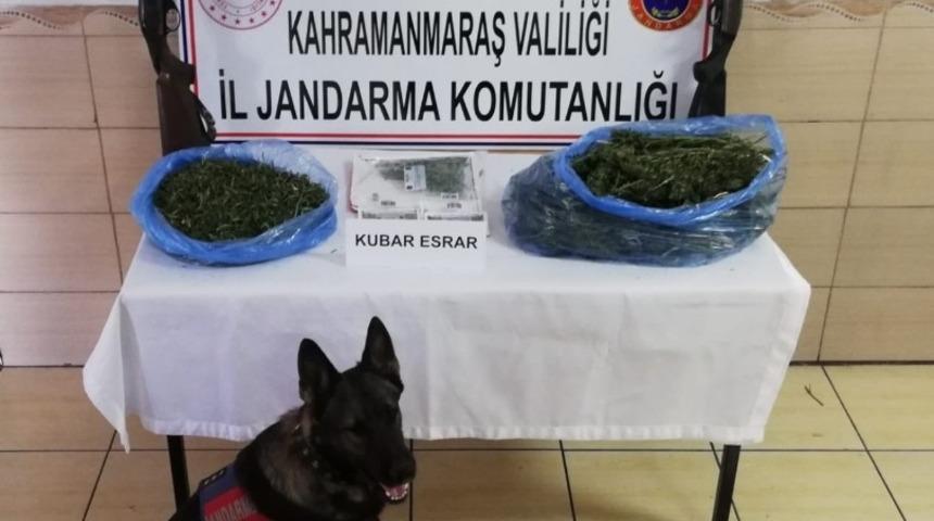 Elbistan&rsquo;da uyuşturucu ticareti yapan 2 kişi yakalandı