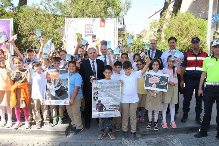 Kula’da yaya geçitlerinde güvenlik nöbeti G1