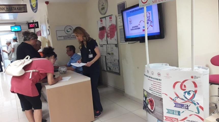 Erdek&rsquo; de &ldquo;Kalbinizi &Ouml;d&uuml;llendirin&rdquo; etkinliği