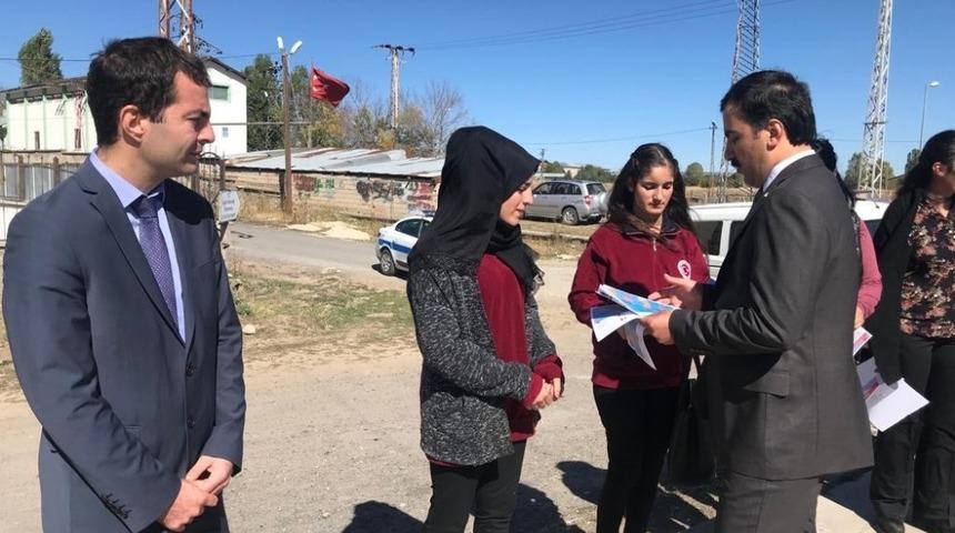 Sarıkamış&rsquo;ta, &ldquo;Yaya G&uuml;venliğinin N&ouml;bet&ccedil;isiyiz&rdquo; etkinliği