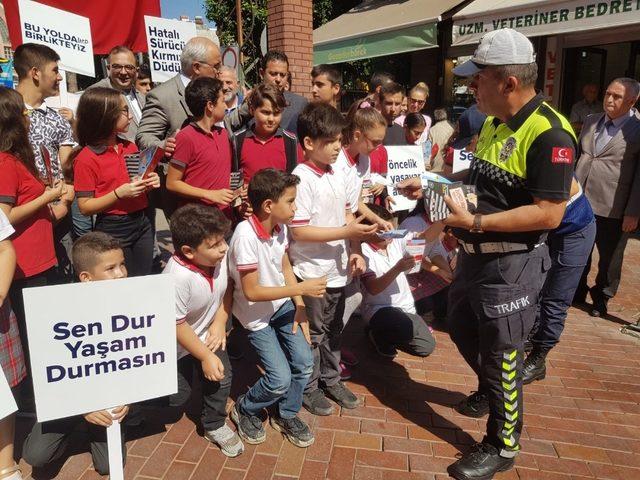 Nazilli’de  “Öncelik Hayatın, Öncelik Yayanın” etkinliği düzenlendi