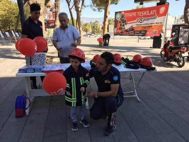 Alaşehir’de ’İtfaiye’ sergisine yoğun ilgi