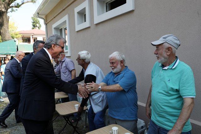 Başkan Yüce, “Toplumumuzun hafızası yaşlılarımızın her zaman yanında olacağız”