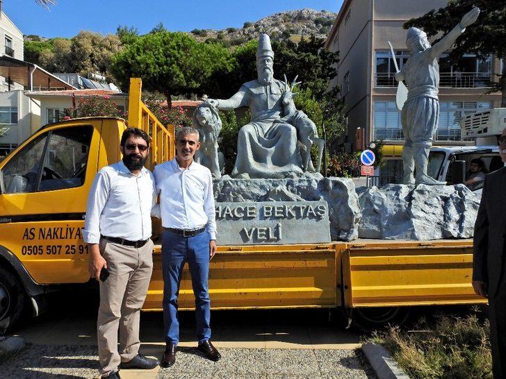 Hacı Bektaş Veli ve Pir Sultan Abdal Çeşme’de denizle buluştu G3