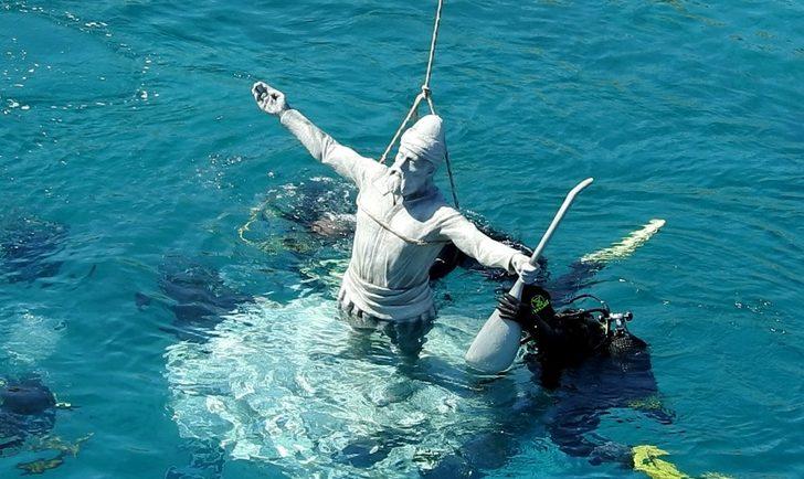 Hacı Bektaş Veli ve Pir Sultan Abdal Çeşme’de denizle buluştu G5