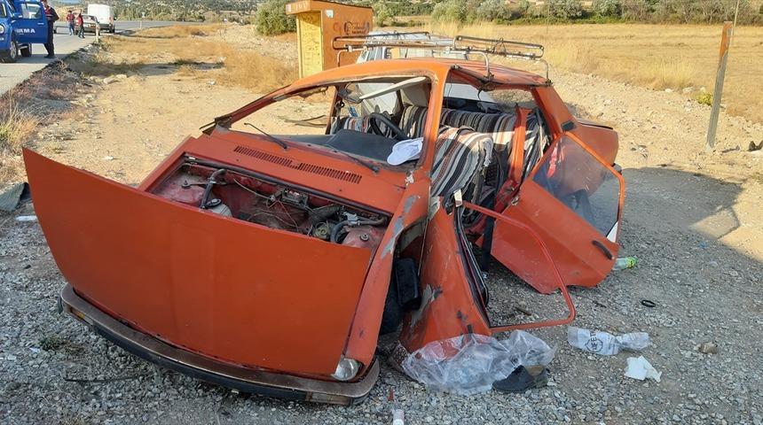GÜNCELLEME - Kütahya'da iki otomobil çarpıştı: 1 ölü, 2 yaralı