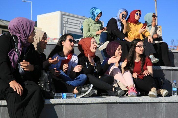 Bayburt Üniversitesi öğrencileri ‘Üniversitene Hoşgeldin!’ konserinde buluştu G3