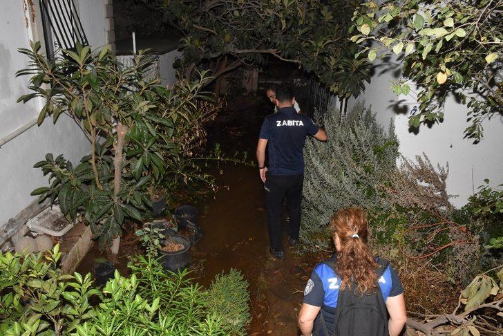 Önce patlama sesi geldi ardından asfalt çöktü! Bodrum savaş alanına döndü G2