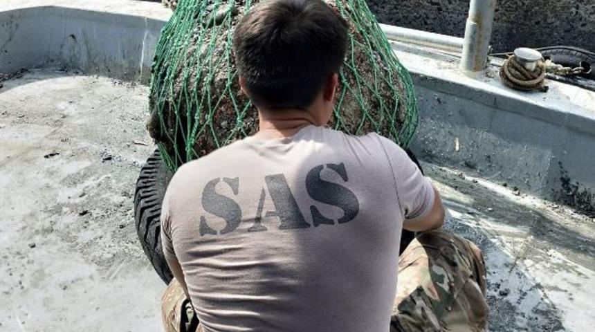 İstanbul'da balık&ccedil;ıklar eski harp mayını buldu!