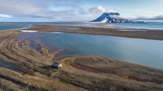 Rusya, buzullar eriyince 5 yeni adaya sahip oldu