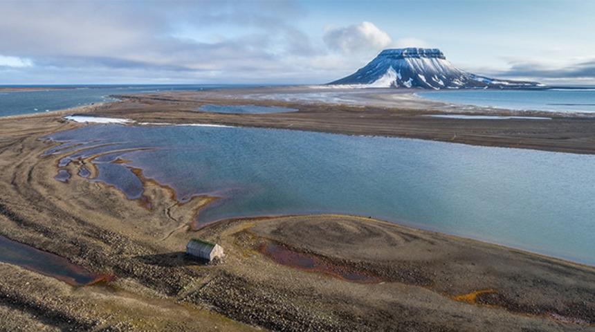 Rusya, buzullar eriyince 5 yeni adaya sahip oldu