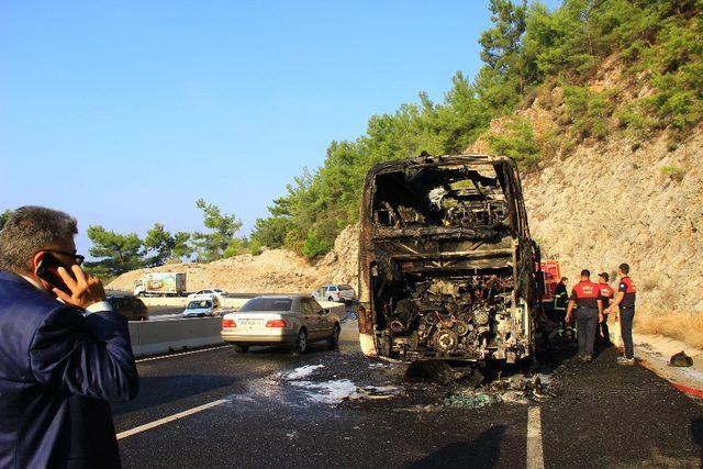 Muğla’da otobüs yangını