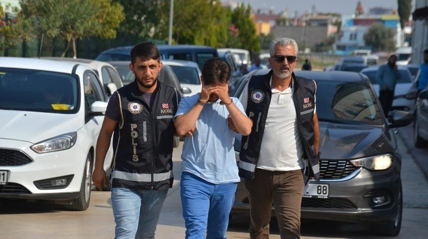 FETÖ’ye yardıma 2 yıl 1 ay hapis cezası