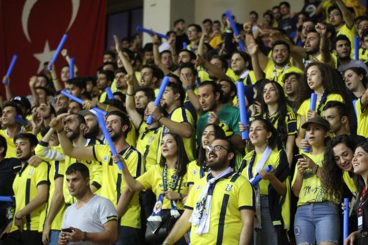 Fenerbahçe'ye 5 maç seyircisiz oynama cezası! G2