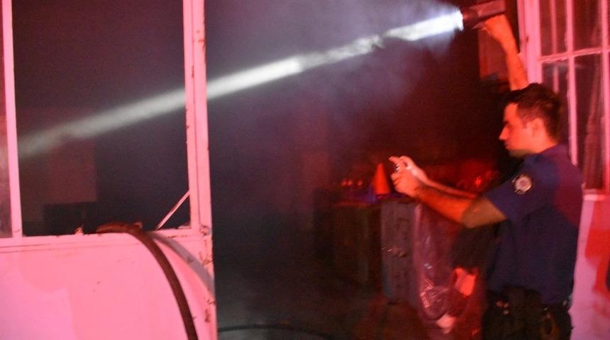 Plastik kasa fabrikasında yangın