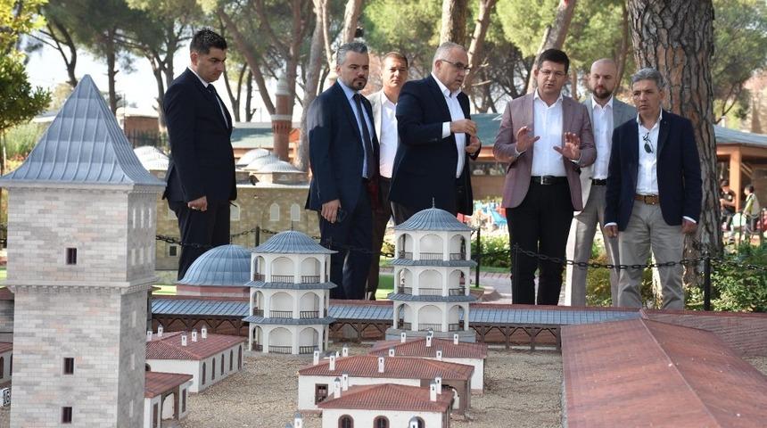 Şehzadelerpark ziyaret&ccedil;ilerin takdirini topladı