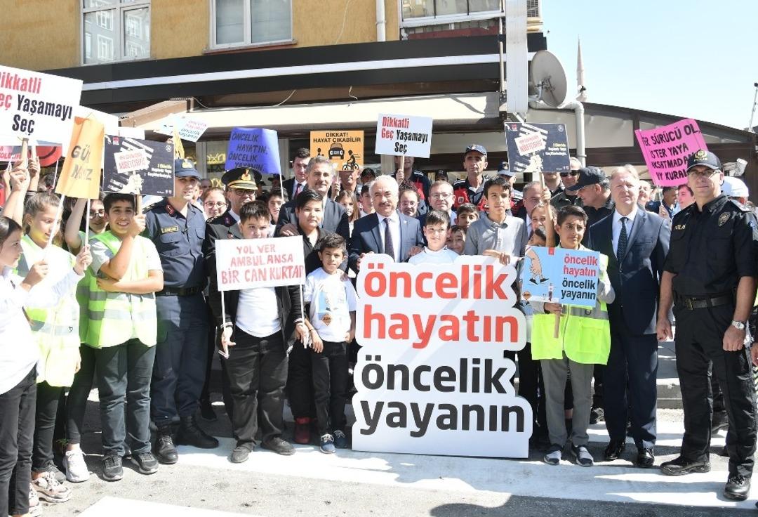 Yaya g&uuml;venliği i&ccedil;in n&ouml;bet tuttular