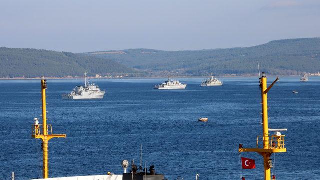 Tatbikat için gelen NATO gemileri, Çanakkale Boğazı'nı hareketlendirdi