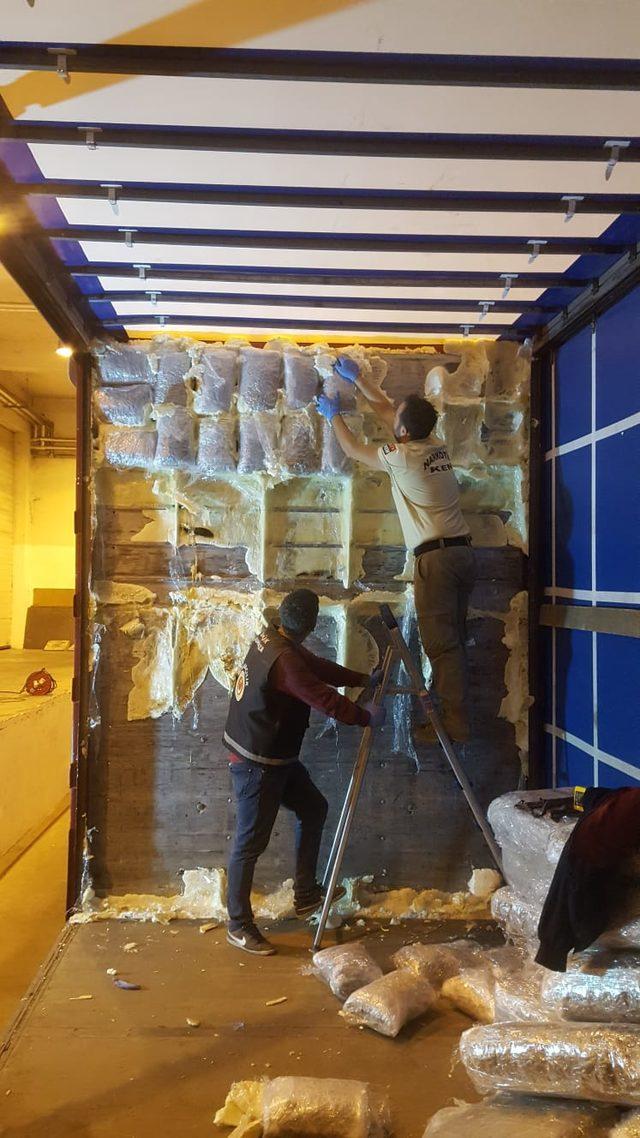 İpsala'da TIR'da 335 kilo esrar ele geçirildi