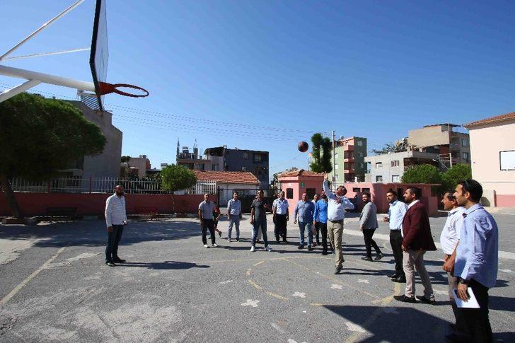 Başkan Sandal, mahalleleri tek tek geziyor G2