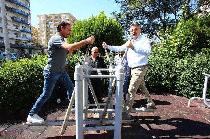 Başkan Sandal, mahalleleri tek tek geziyor G5