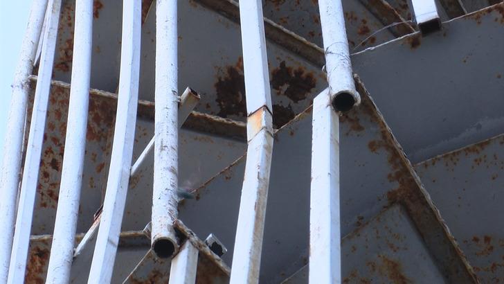 İstanbul'un çıkışı olmayan yangın merdivenleri şoke etti! G3