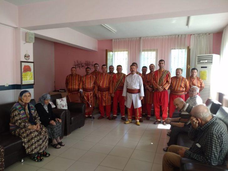 Alzheimer hastalarına Mehteran ekibinden sürpriz G2