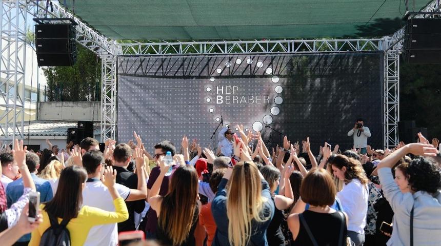 HUGO BOSS İzmir&rsquo;de 20&rsquo;nci yılını kutladı