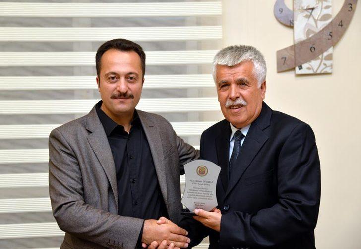 İl İdare Kurulu Müdürü Dündar’a veda G1